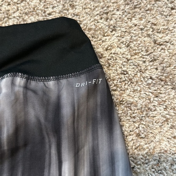 Nike Dri-fit Athletic Shorts - Picture 6 of 9
